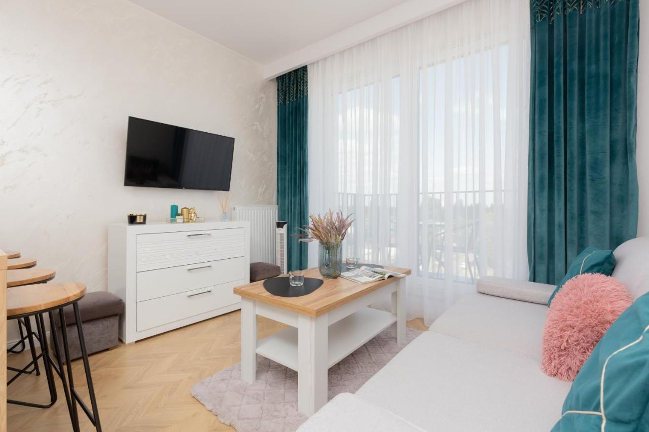 Warsaw Kotsisa Apartments With Parking By Noclegi Renters Экстерьер фото