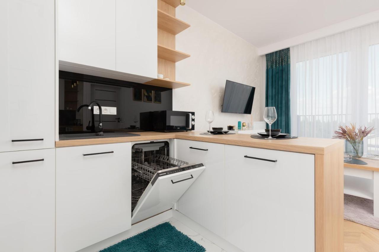 Warsaw Kotsisa Apartments With Parking By Noclegi Renters Экстерьер фото